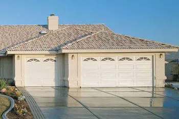 Master Garage Door Service Seattle, WA 206-317-7489 - garage-gdr-17m